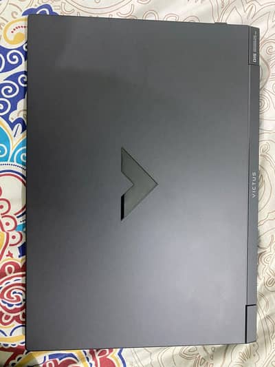 Victus 15-fb3093dx