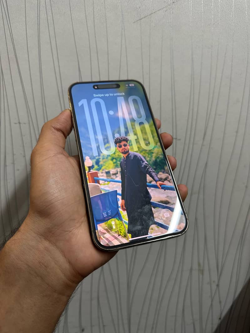 Apple iPhone 14 Pro Max 2