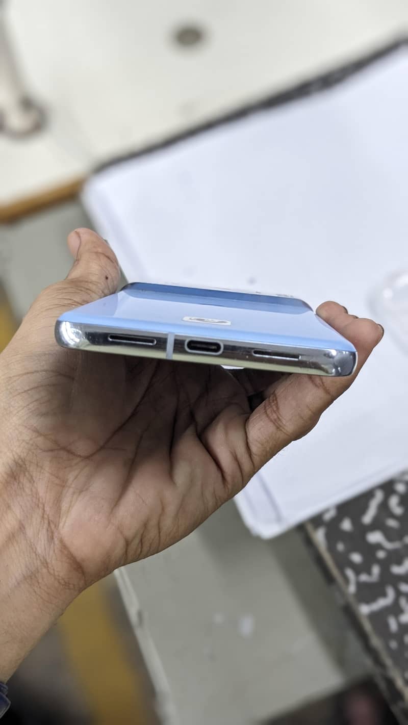 Google Pixel 8 Pro 3