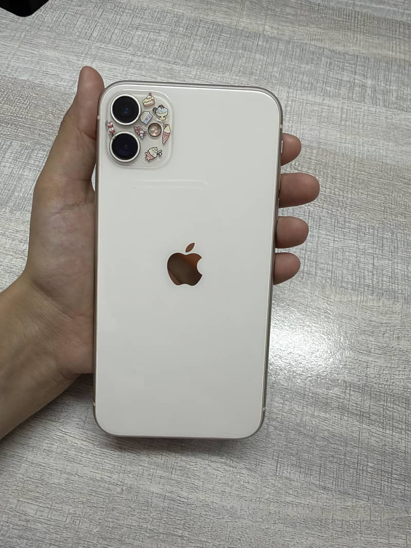 Apple iPhone 11 0