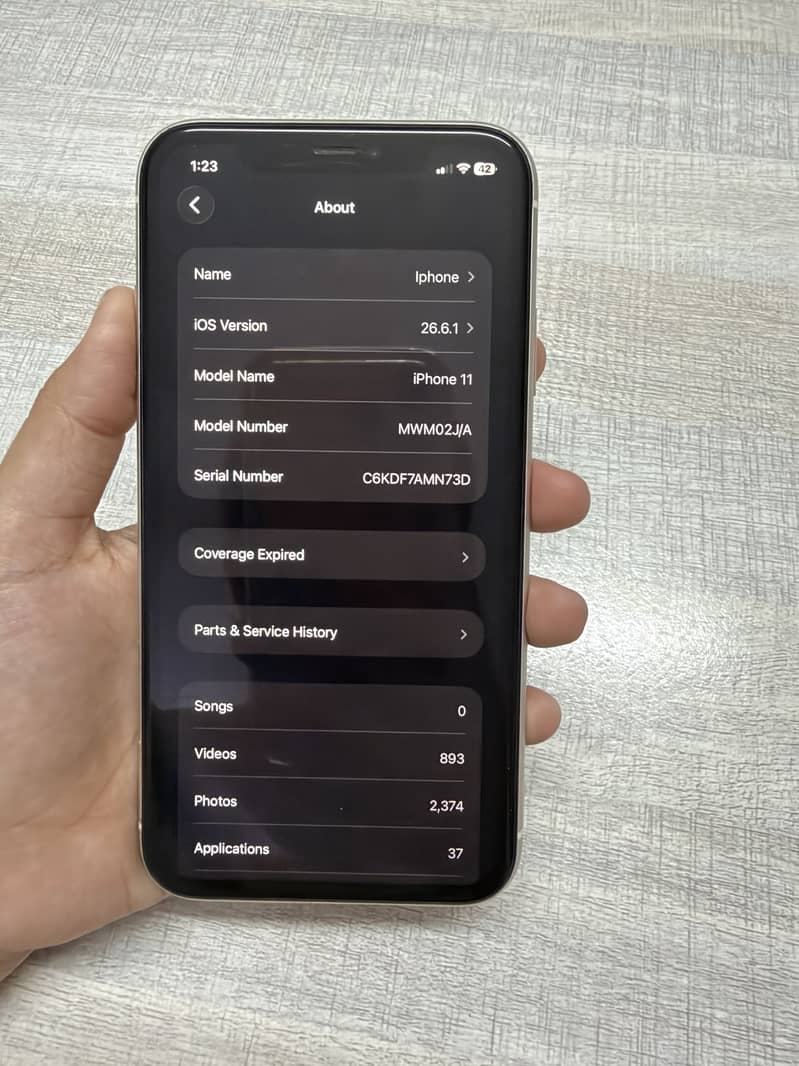 Apple iPhone 11 3