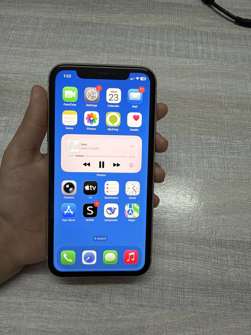 Apple iPhone 11 9
