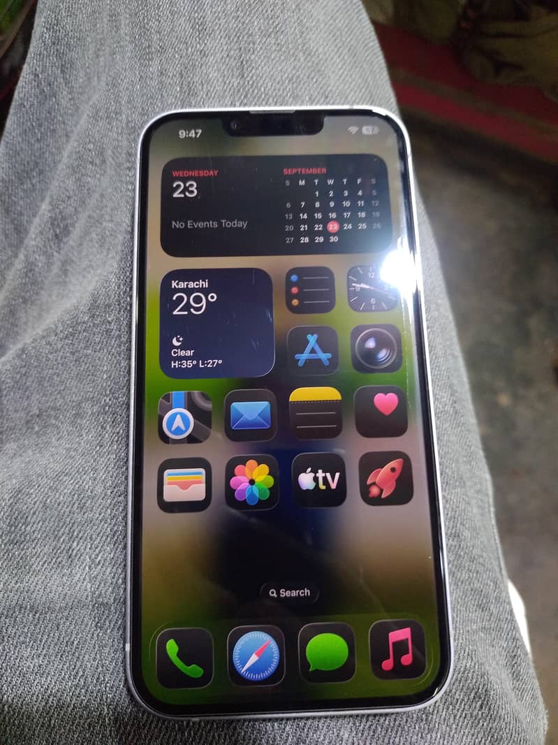 Apple iPhone 14 4