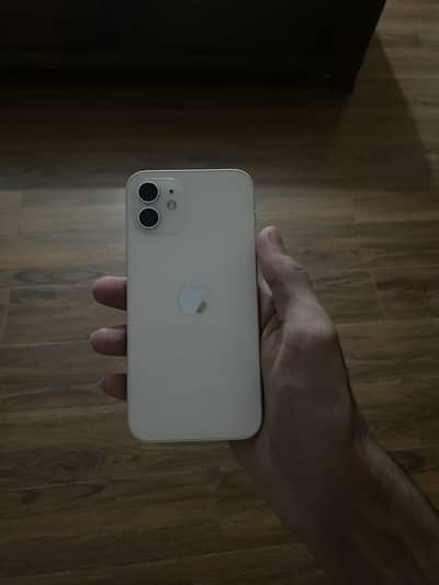 Apple iPhone 12