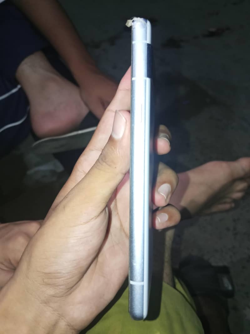 Google Pixel 7a 4