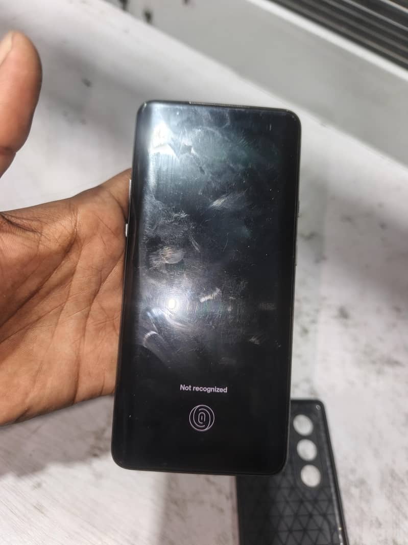 One Plus 7 Pro 2