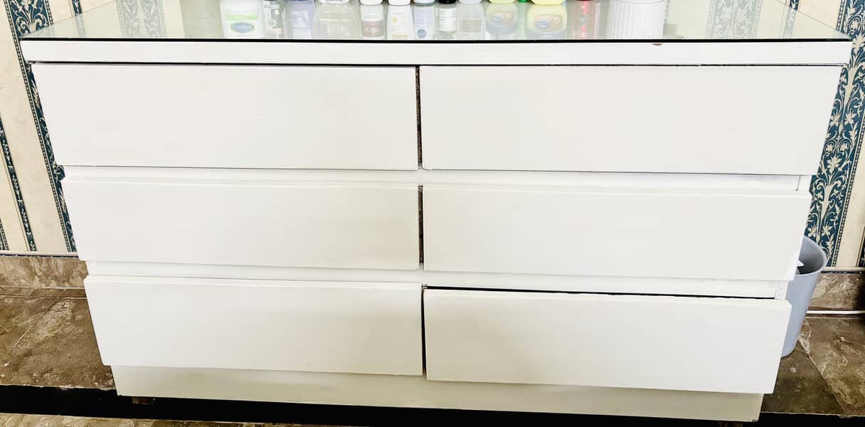 Dressing table with mirror 5