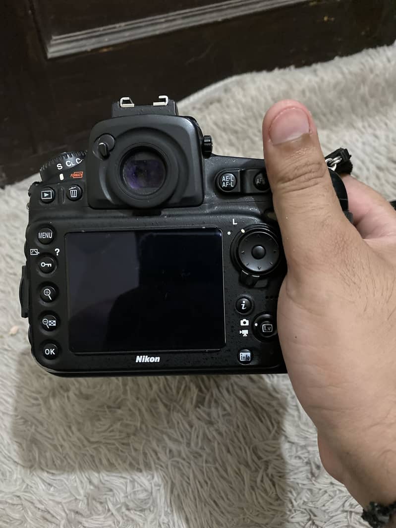Nikon 3