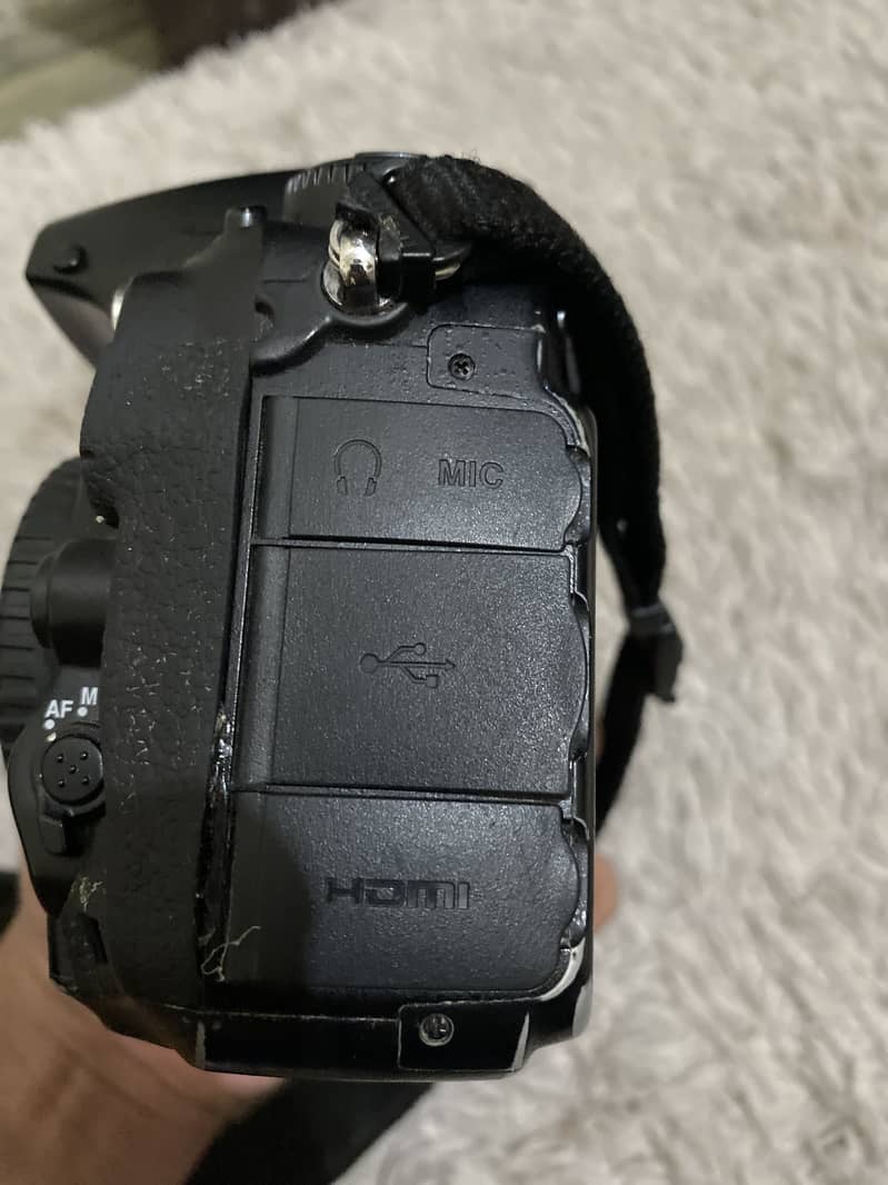 Nikon 5
