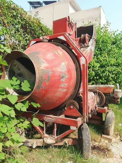 Concrete Mixer Machine with Diesel Engine for Sale