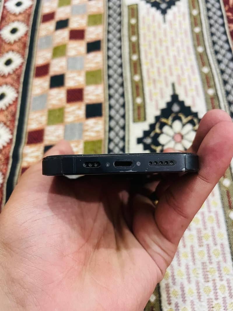 Apple iPhone 14 Pro 1