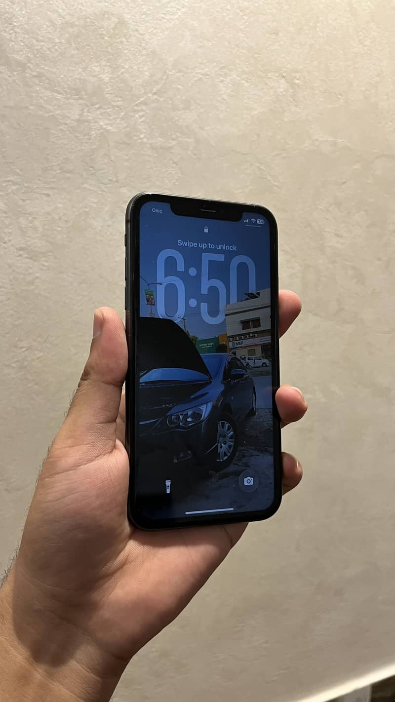 Apple iPhone 11 3
