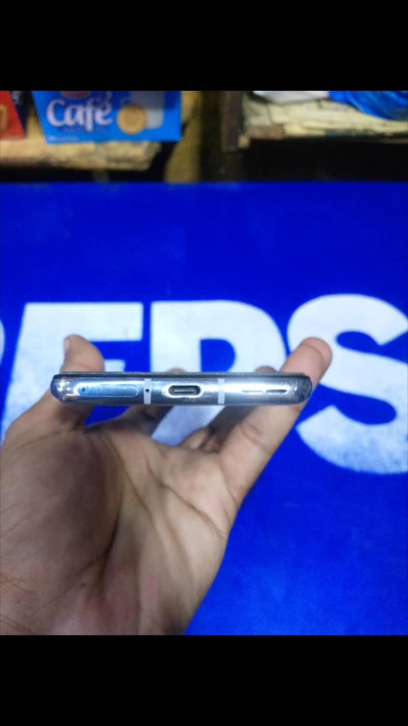 One Plus 8T 1