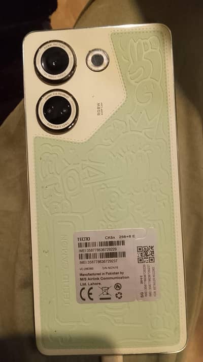 Tecno CAMON 20