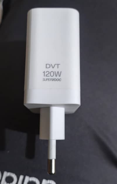 Realme GT6 Supervooc  100% original 120w Charger