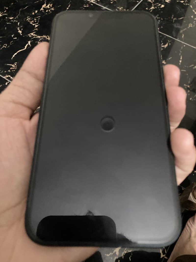 Apple iPhone 14 4