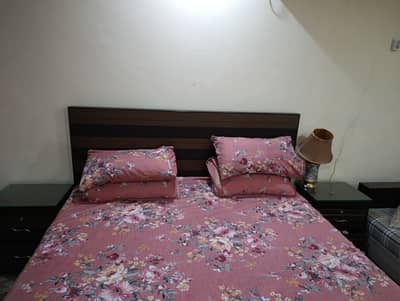 Bed set for sale