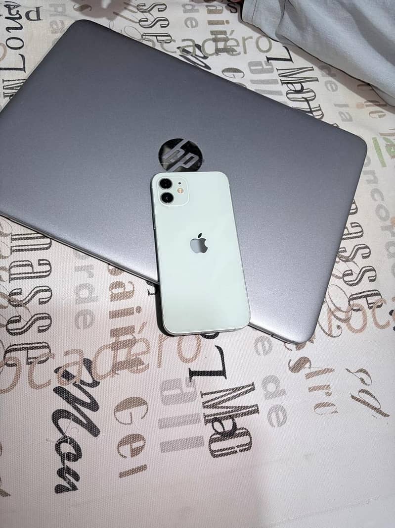 Apple iPhone 12 mini 2