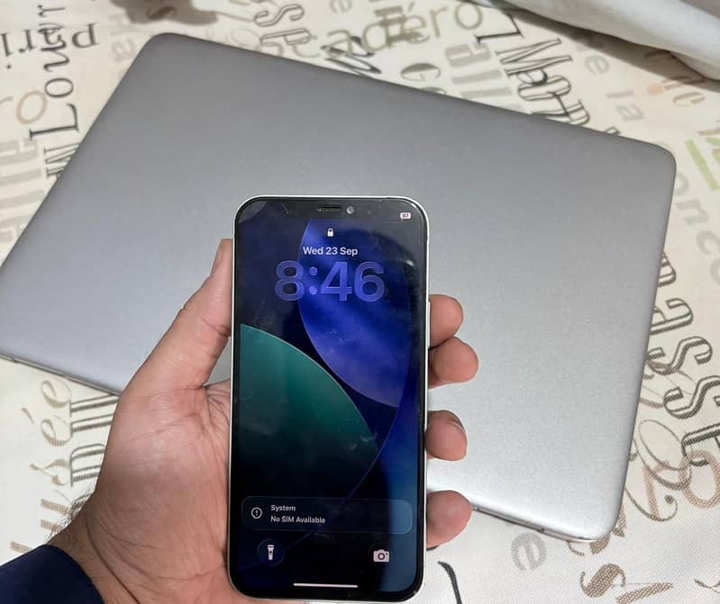 Apple iPhone 12 mini 3