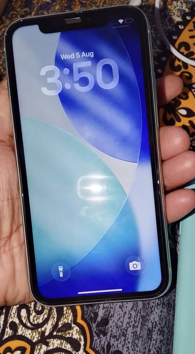 Apple iPhone 11