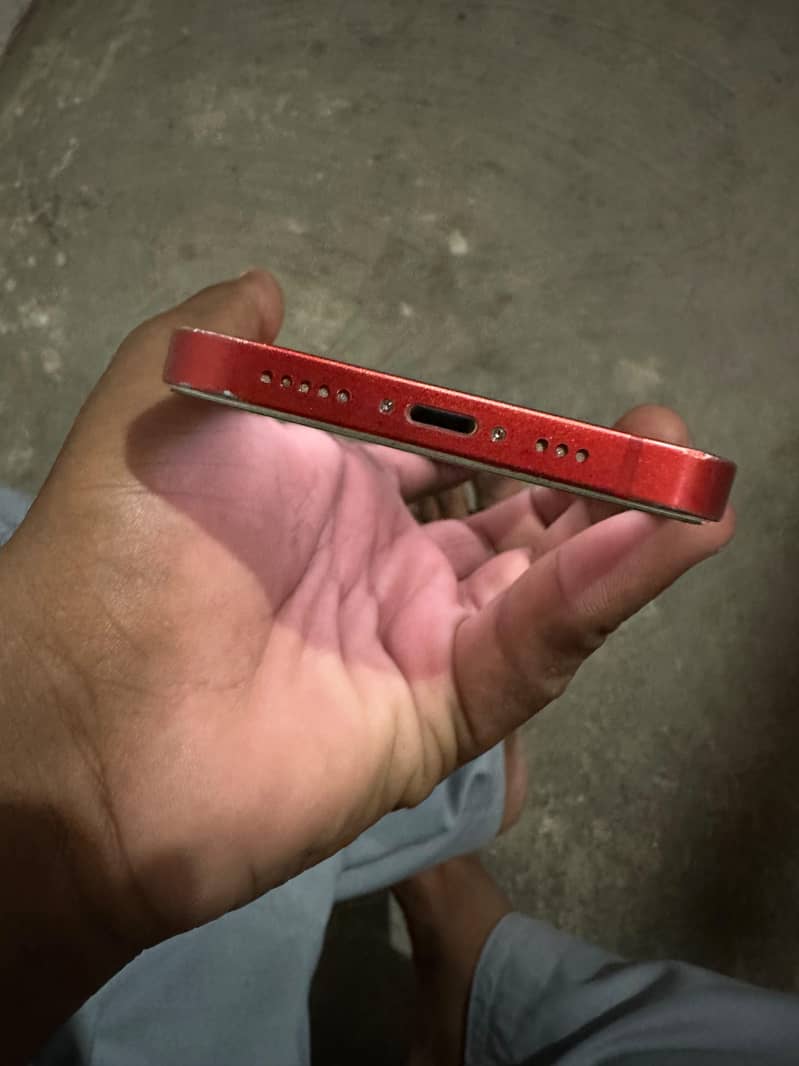 Apple iPhone 12 2