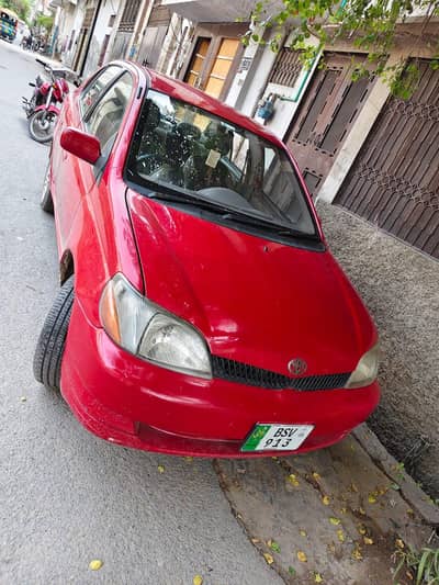 Toyota Platz 2000