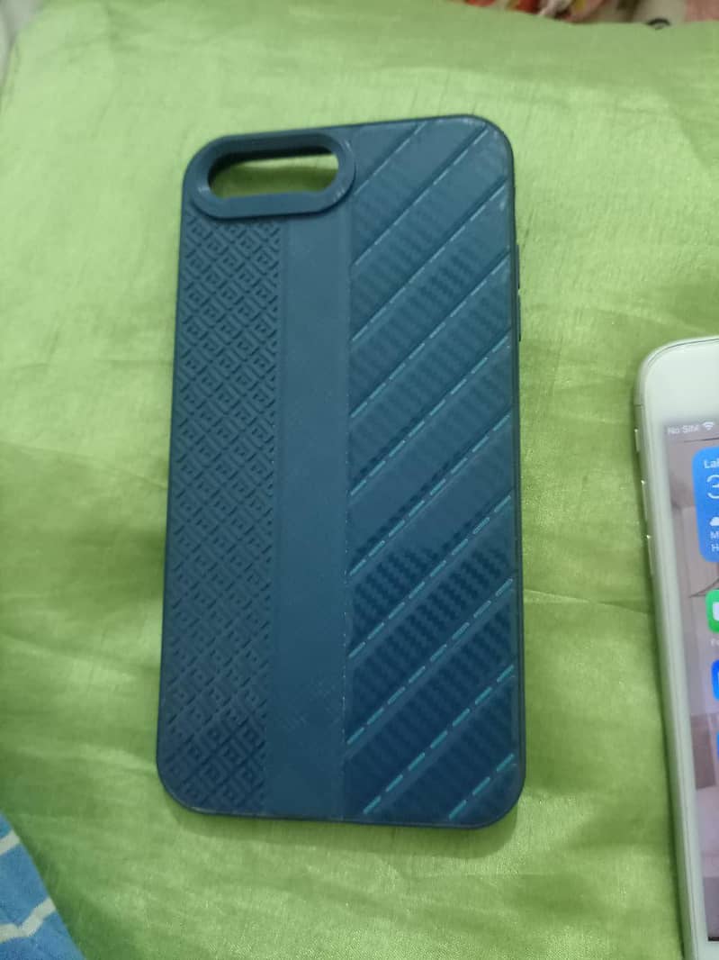 Apple iPhone 7 Plus 4