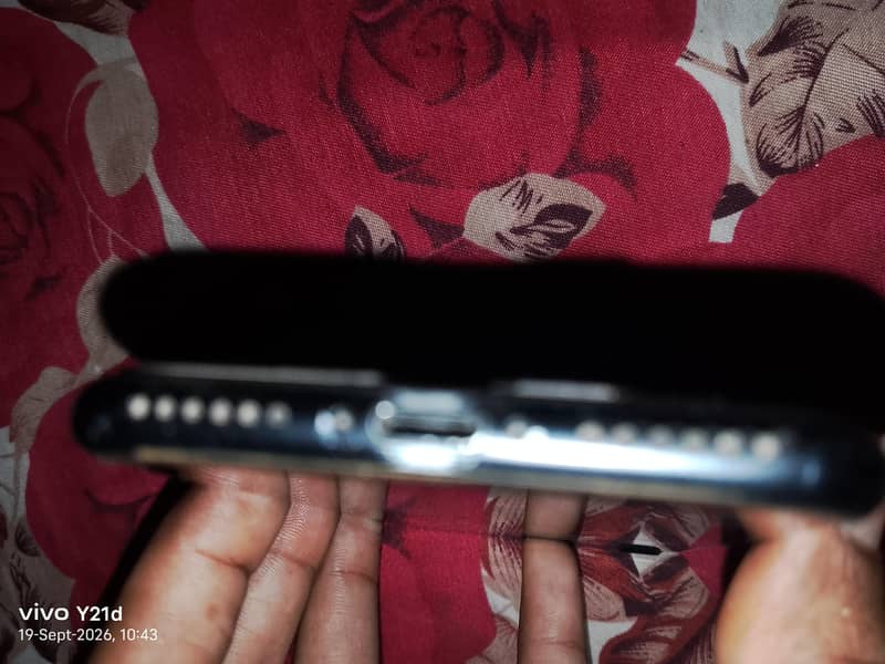 Apple iPhone 7 2