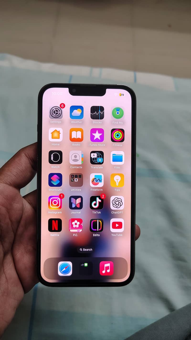 Apple iPhone 13 Pro 4