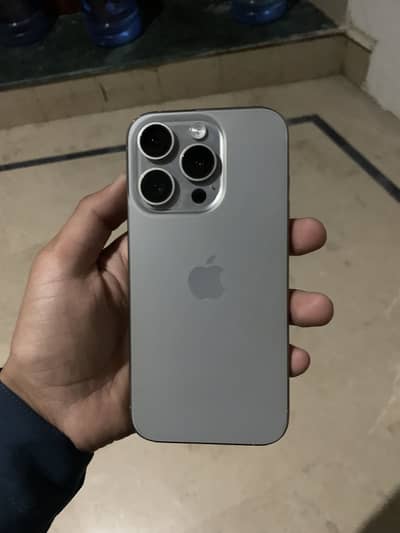 Apple iPhone 15 Pro