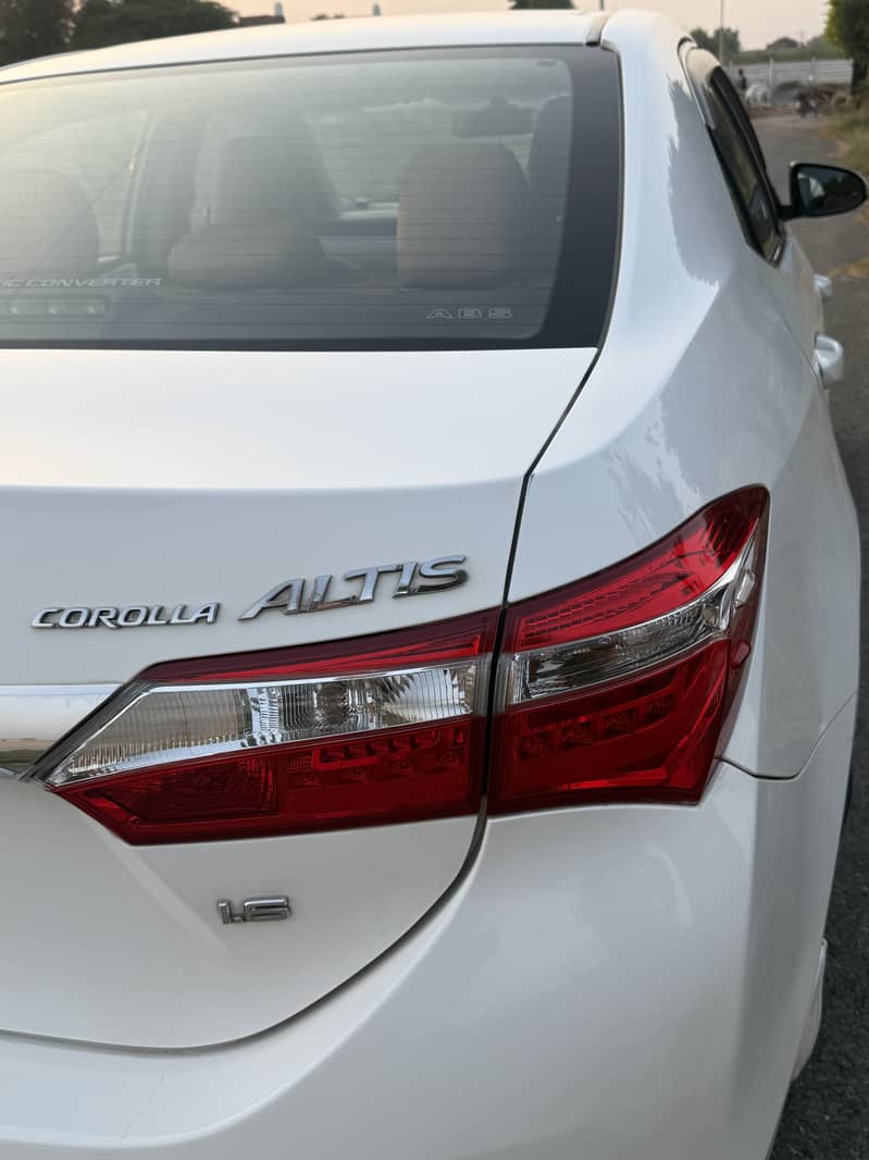Altis 1.6 7