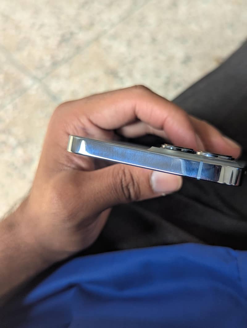 Apple iPhone 13 Pro Max 5