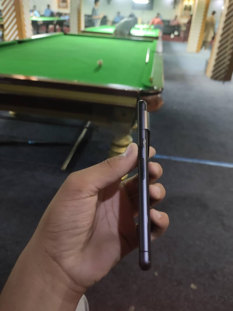 Google Pixel 7 4