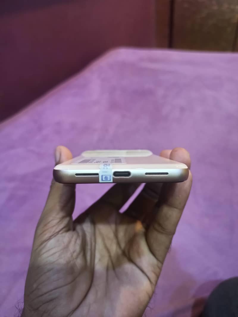 Google Pixel 8 3