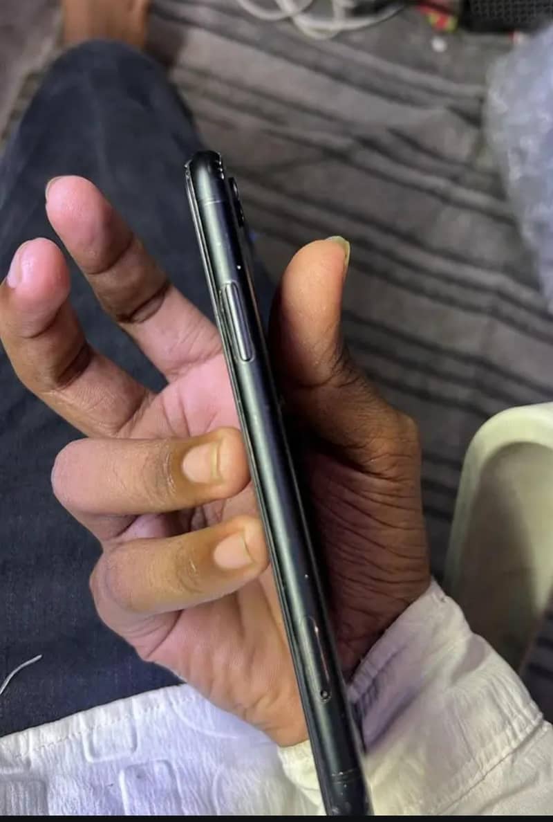 Apple iPhone XR 3