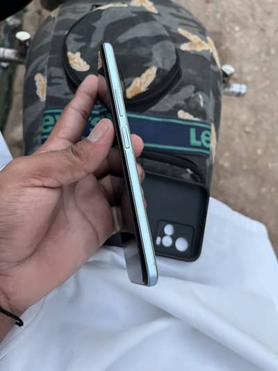 Vivo Y21