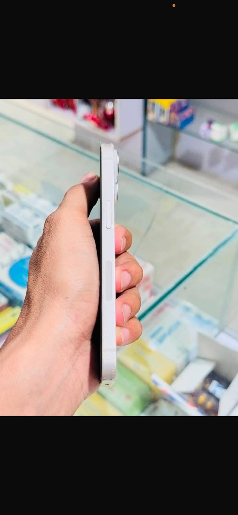 Apple iPhone 14 3