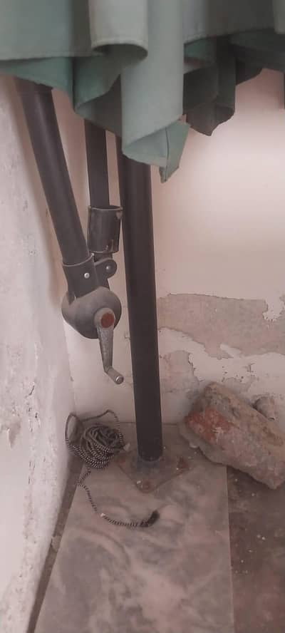 Outdoor Umbrella / Garden Umbrella – Excellent Condition – Faisalabad