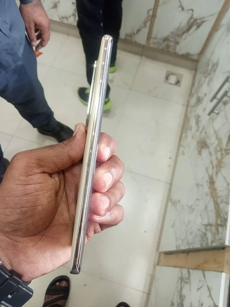 Infinix Zero 30 2