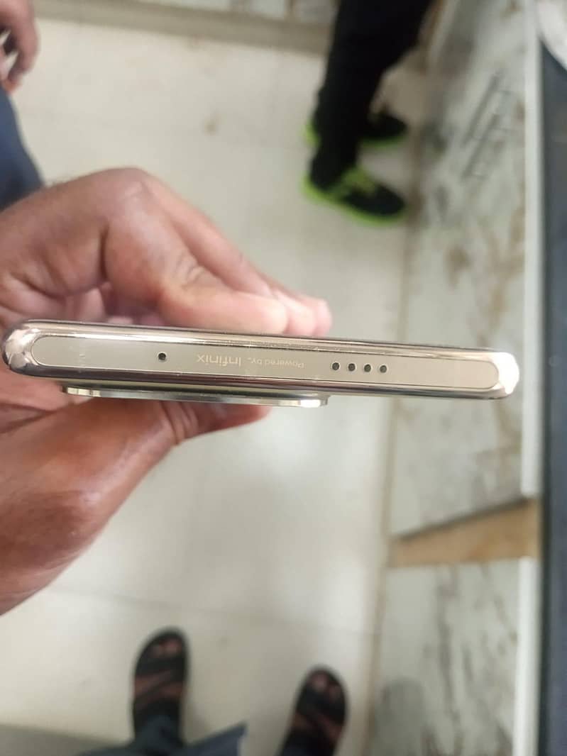 Infinix Zero 30 5