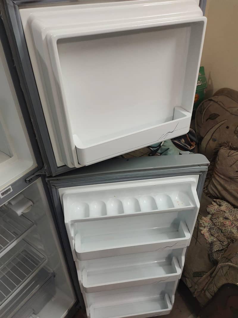 Dawlance fridge 2