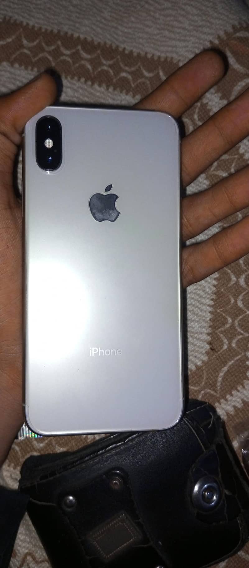 Apple iPhone X 3