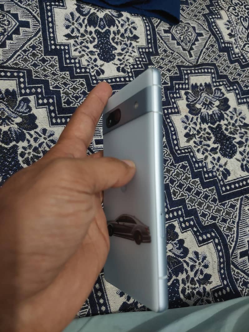 Google Pixel 7a 5
