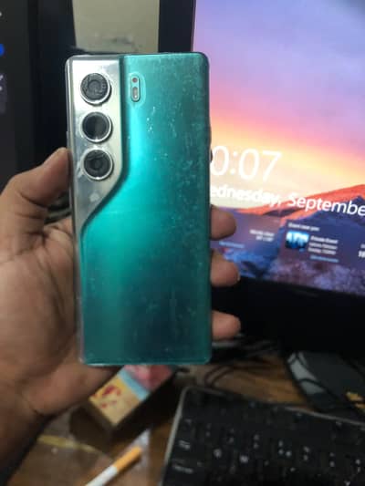 Tecno CAMON 40 Pro