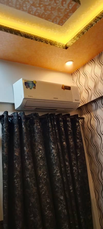 3 Ac available ha 10/10 condition 2 gree or 1 Kenwood