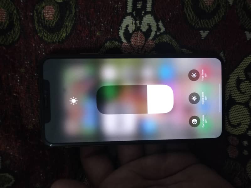 Apple iPhone XS Max 0