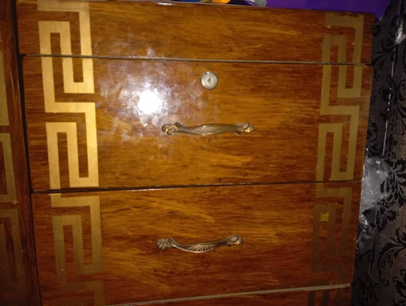 bed side tables 1