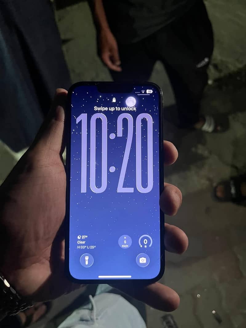 Apple iPhone 14 3