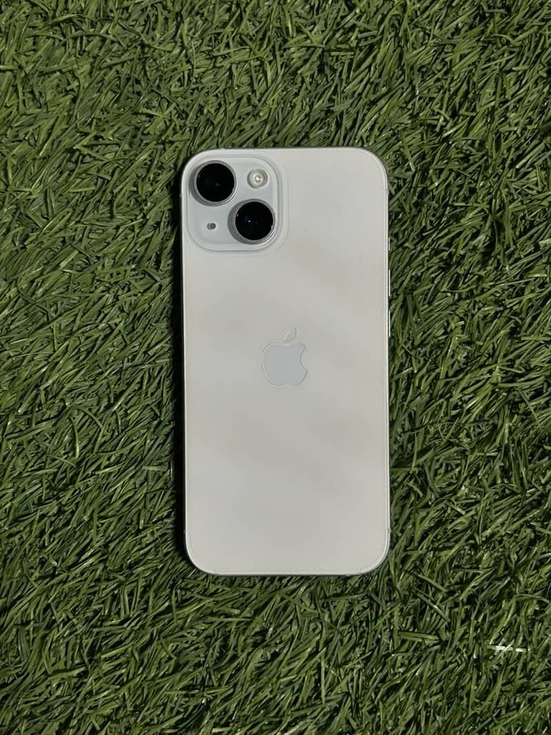 Apple iPhone 15 2