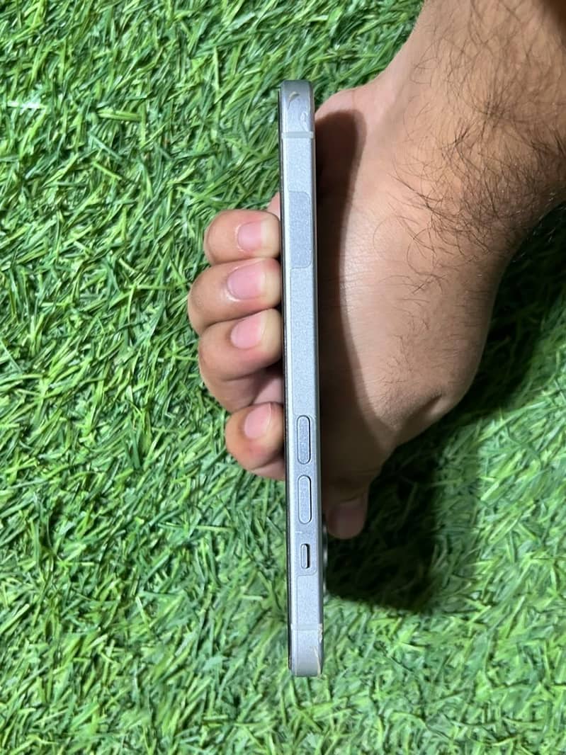 Apple iPhone 15 1
